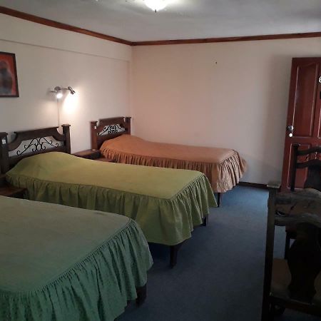 Hotel Oasisa Уюни Экстерьер фото