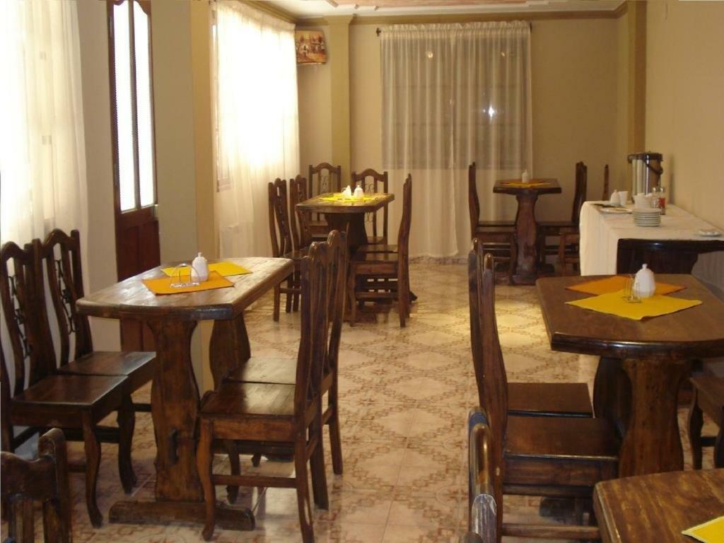 Hotel Oasisa Уюни Экстерьер фото